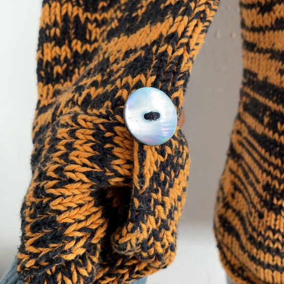 Pure Handknit Brand Cotton Sweater - Picture 4 of 6